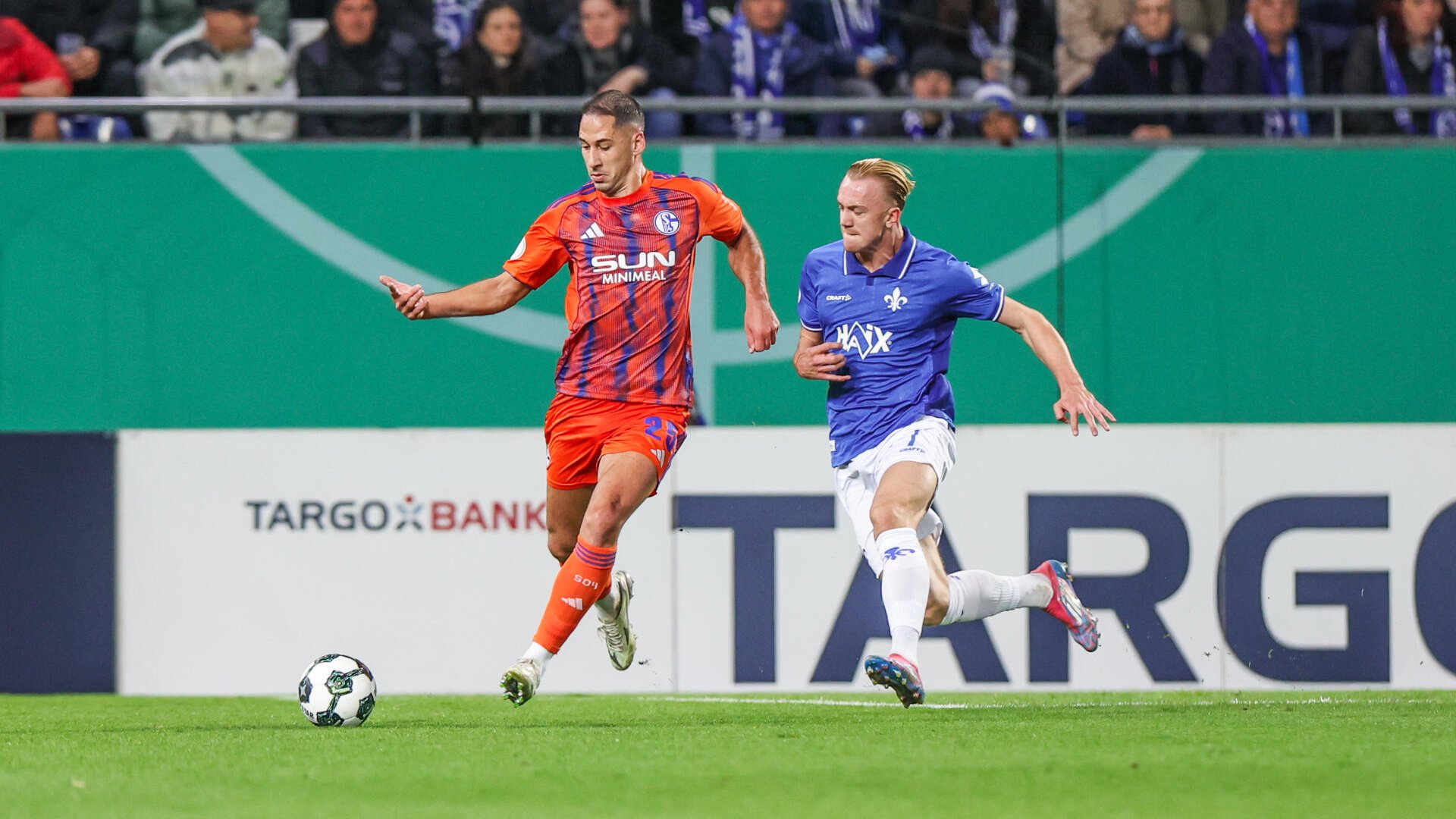 S04 在达姆施塔特举行的德国杯中被淘汰